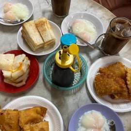 Les saveurs secrètes de Singapour : une visite culinaire inédite