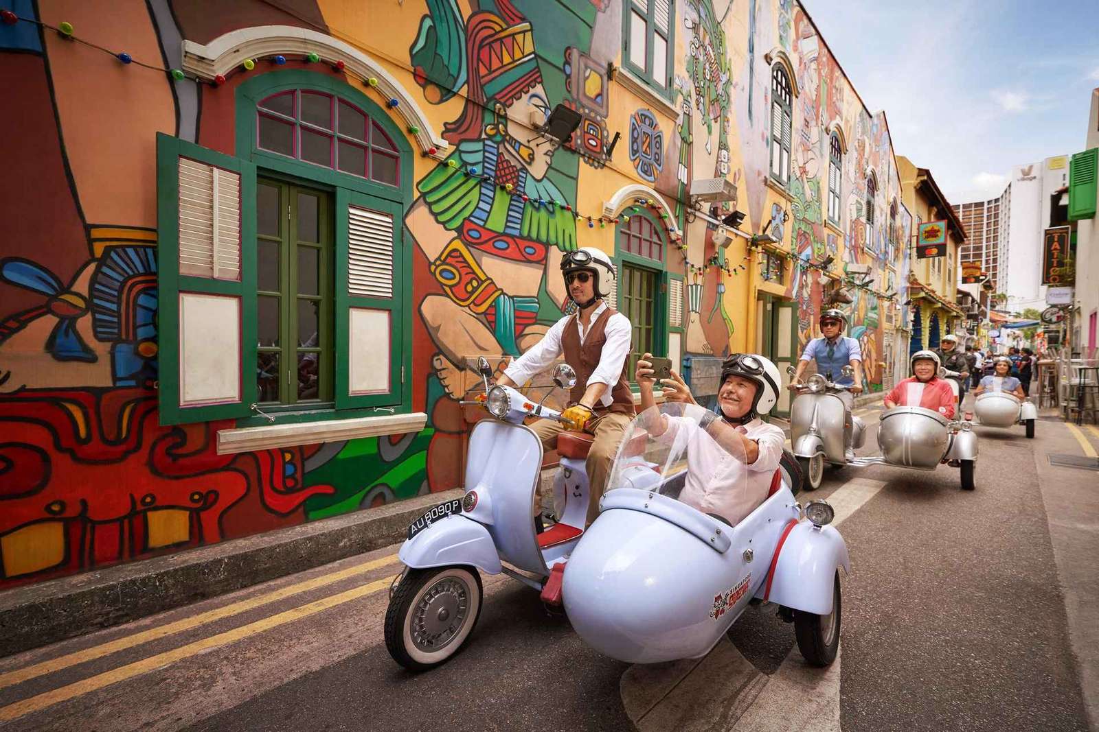 Singapour : Balade en Vespa Sidecar dans le quartier de Kampong Glam et le Civic District