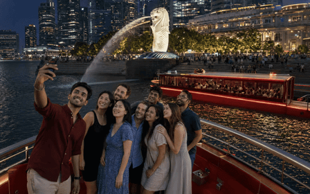 Croisière fluviale nocturne et 2 spectacles + transfert gratuit depuis l'hôtel