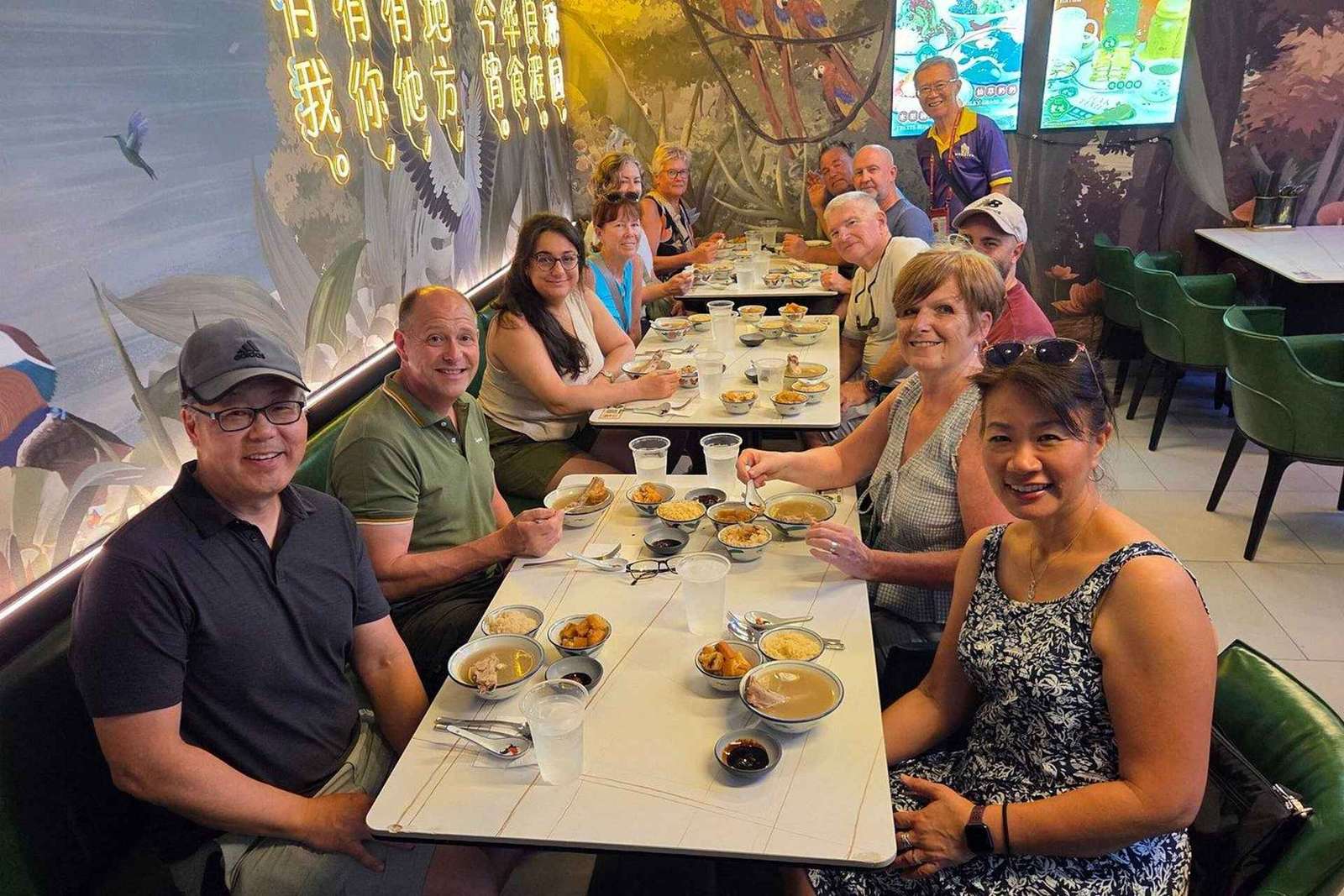 Singapour : Visite guidée nocturne de la gastronomie de rue
