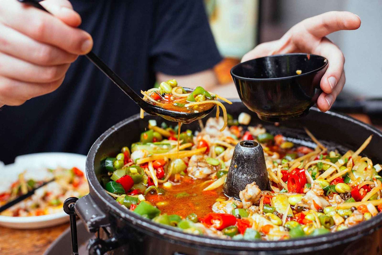Singapour : visite gastronomique privée – 10 dégustations avec des locaux