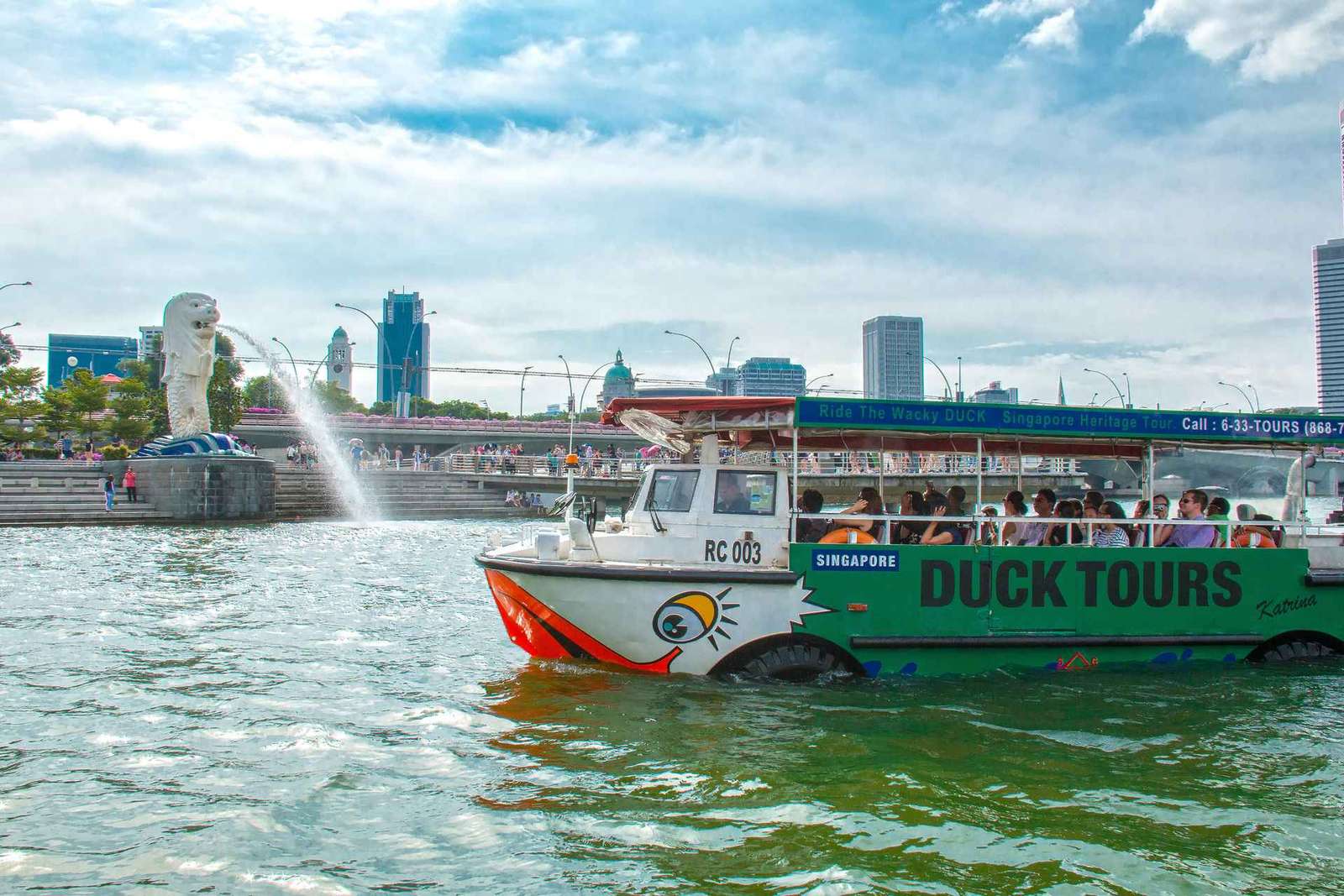 Singapour : Visite guidée de la ville en bateau canard amphibie