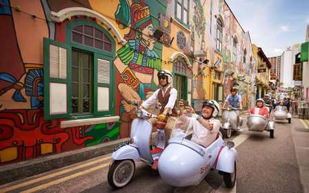 Singapour : Balade en Vespa Sidecar dans le quartier de Kampong Glam et le Civic District