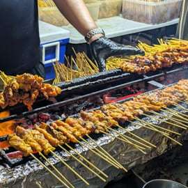 Singapour : visite street food chez les hawkers avec un ancien chef (plus de 12 dégustations)