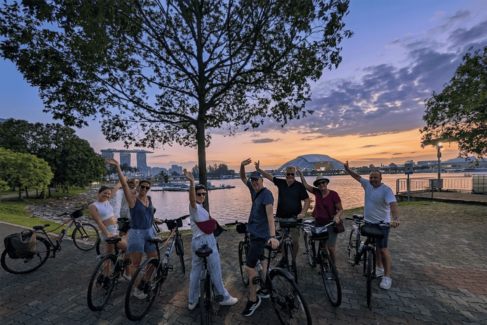Singapour : visite à vélo au coucher du soleil et expérience culinaire