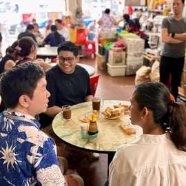 Les saveurs secrètes de Singapour : une visite culinaire inédite