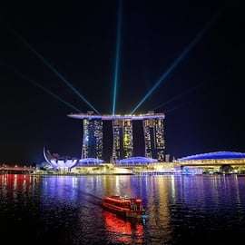 Singapour : Visite touristique nocturne de la ville avec croisière fluviale